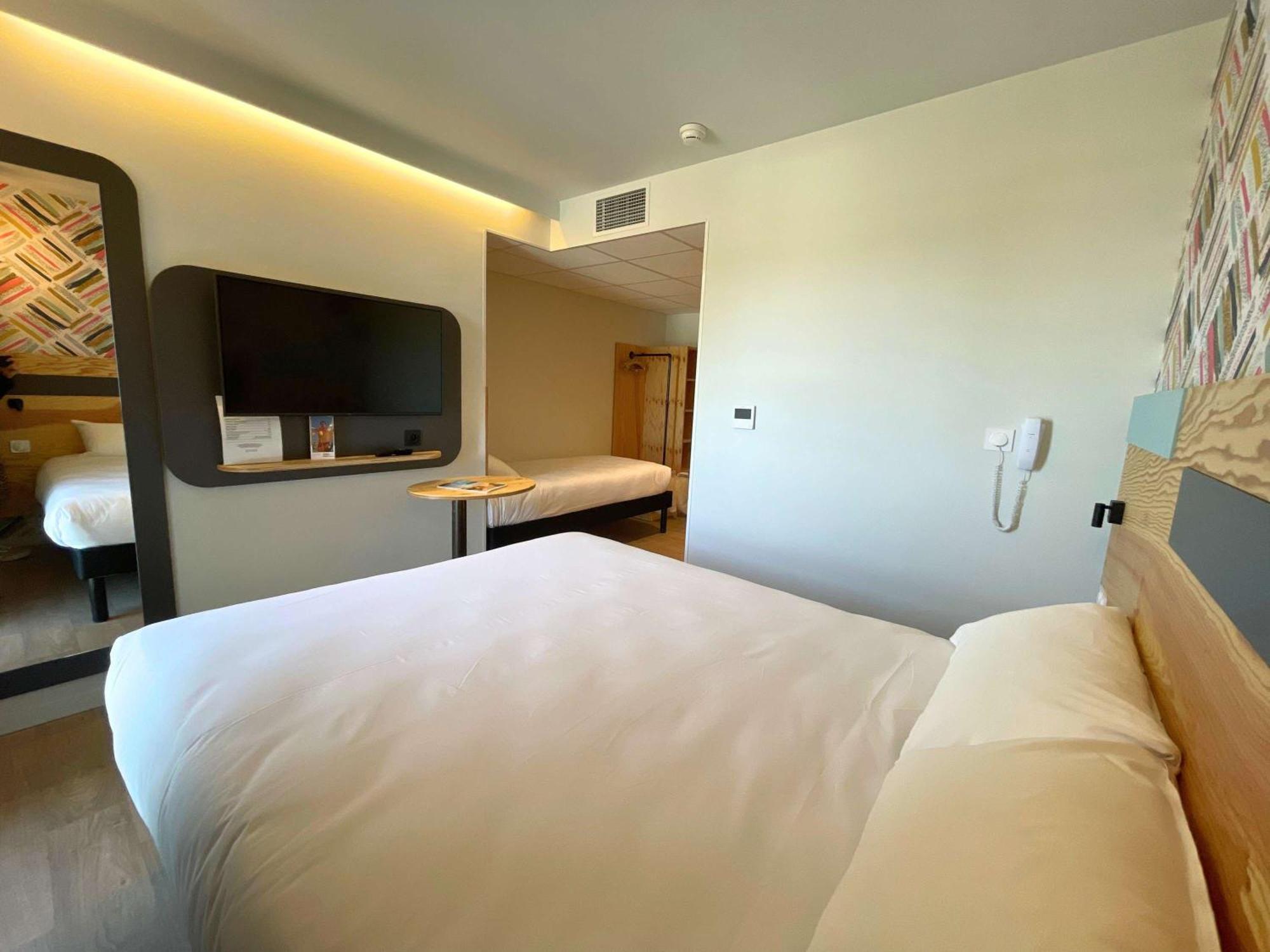 Greet Hotel Castets Coeur Des Landes エクステリア 写真